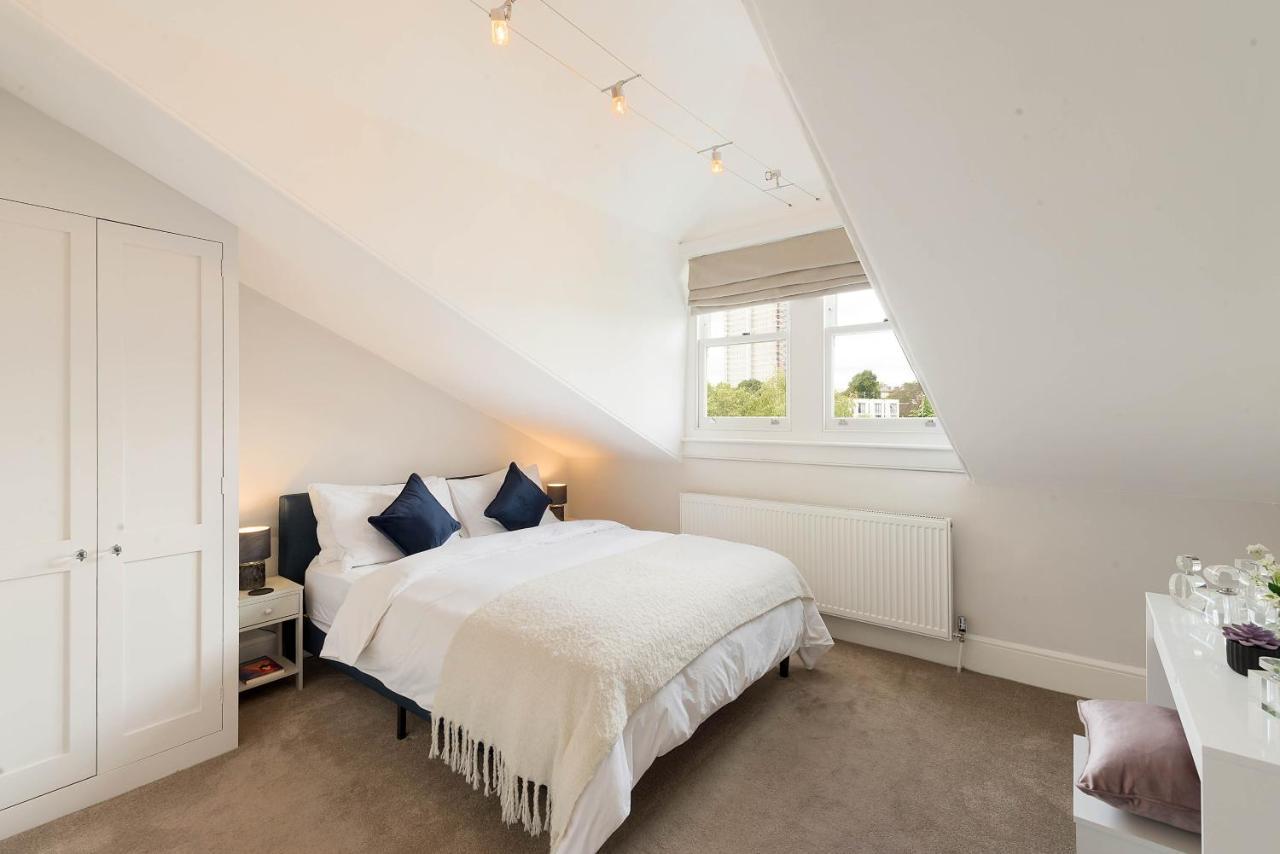 Lovely Central Apartment With Park Views London Exteriör bild